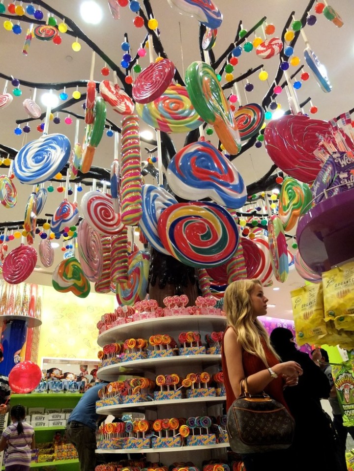 The most beautiful candy in the world! Image found on valentinadepertis.blogspot.se