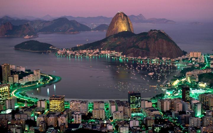 sugarloaf-mountain-rio-de-janeiro-at-night.jpg